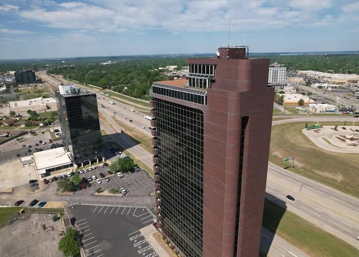 Apartment Stunning High Rise Tulsa