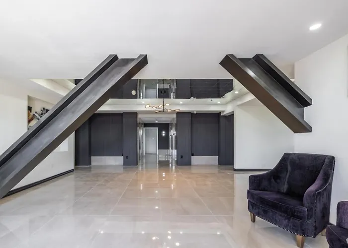 Stunning High Rise Apartment